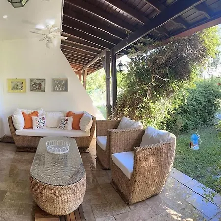 Villa Kusadasi 펜션